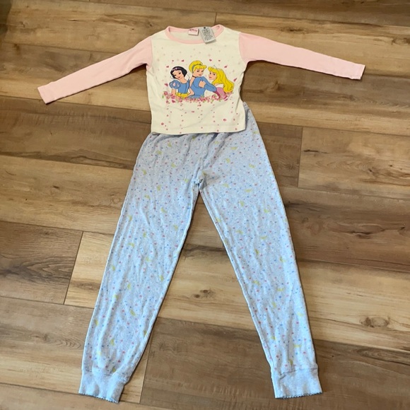 1990’s Disney princesses pajamas pjs girls size 6 Cinderella Snow White - Picture 4 of 16